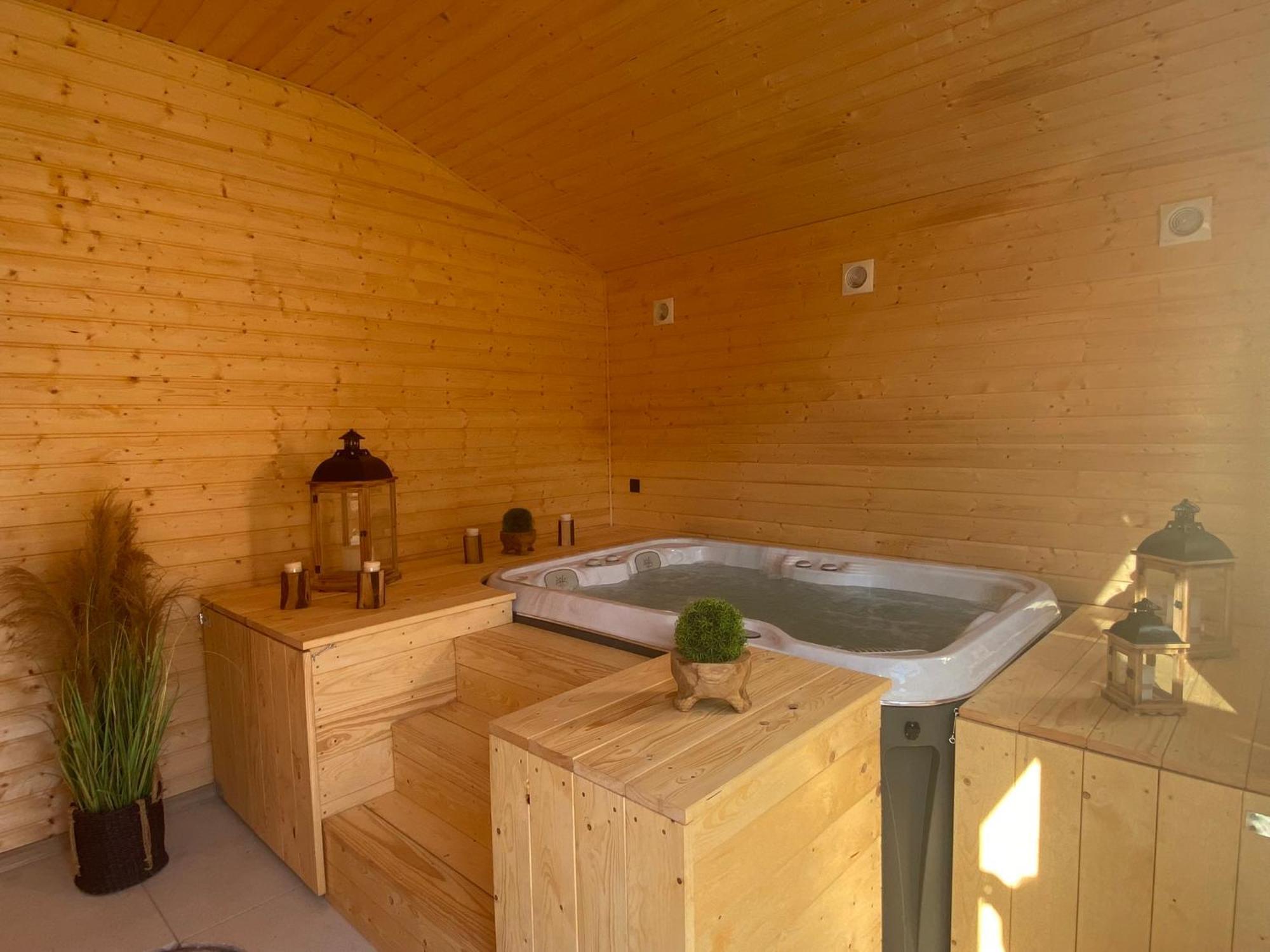 Magija Baltyku Hotel Сърбиново Екстериор снимка