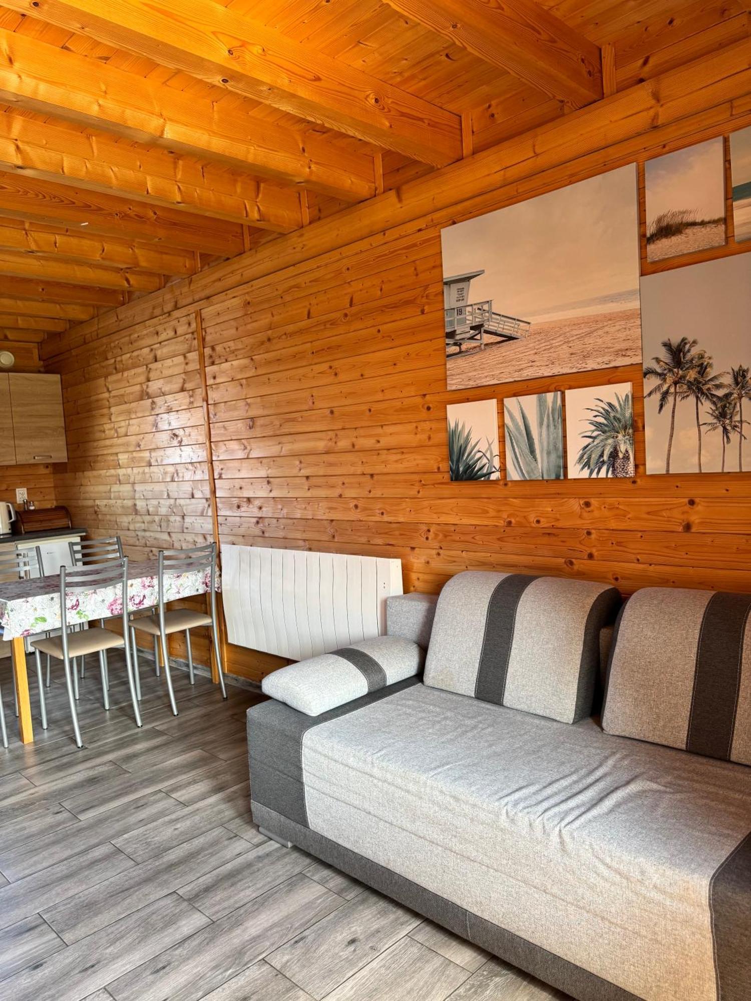 Magija Baltyku Hotel Сърбиново Екстериор снимка